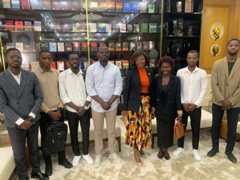 Estudantes da faculdade de direito da UON Participam na 1º Edição da conversa sobre o constitucionalismo angola